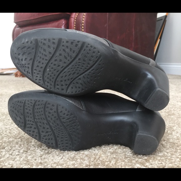 Easy Spirit black/pewter booties - Picture 6 of 7